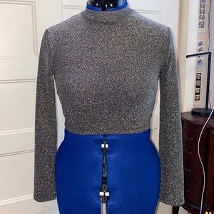 Windsor Long Sleeve Crop Top Sz L